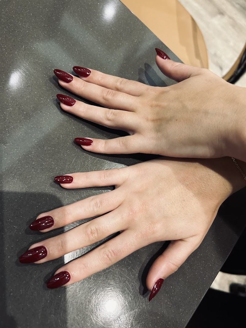 Almond Shape at Moon Nails & SPA in New York