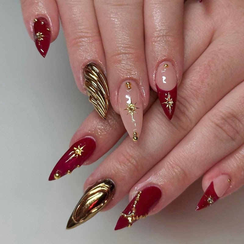 Dark Nails nail design by Estilo Nail Spa in Miami