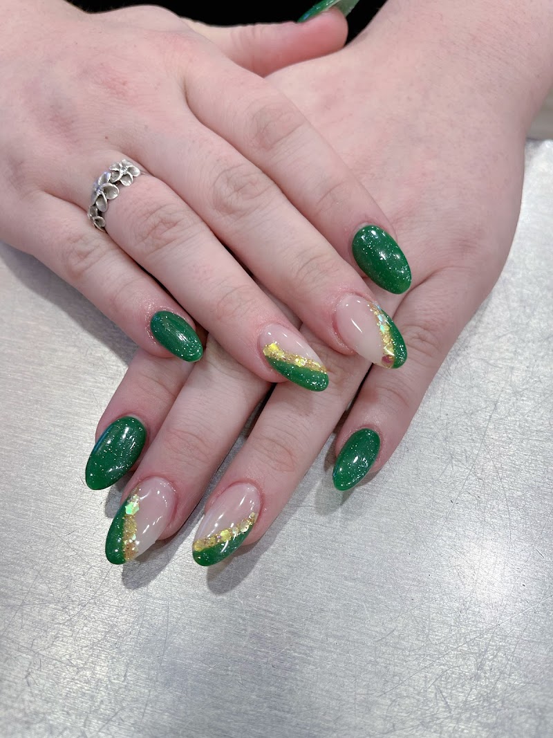 Halloween Nails nail design by Lily's Nail Salon & Spa in New York