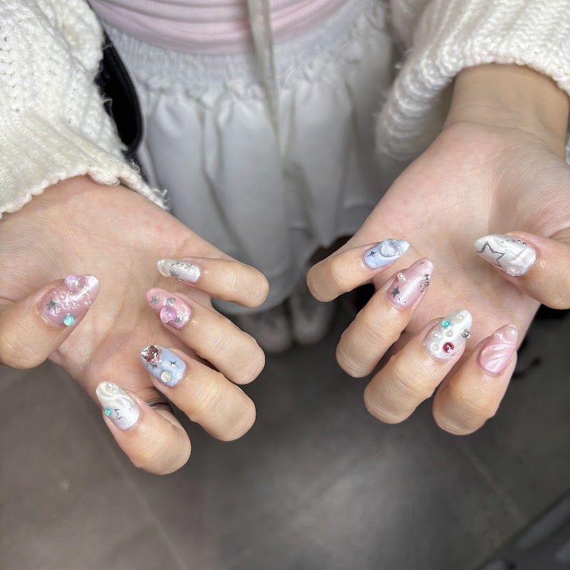 Nail Art at Non-no Nail Salon in New York