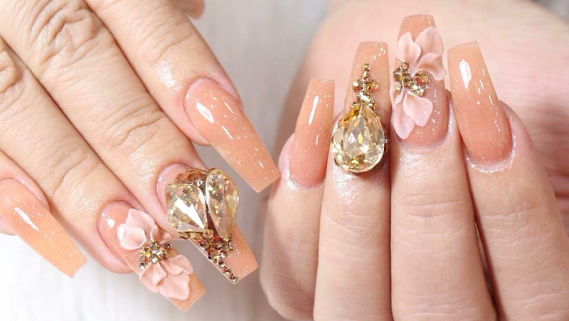 3D Nails nail design by Julie Nails and Wellness in London