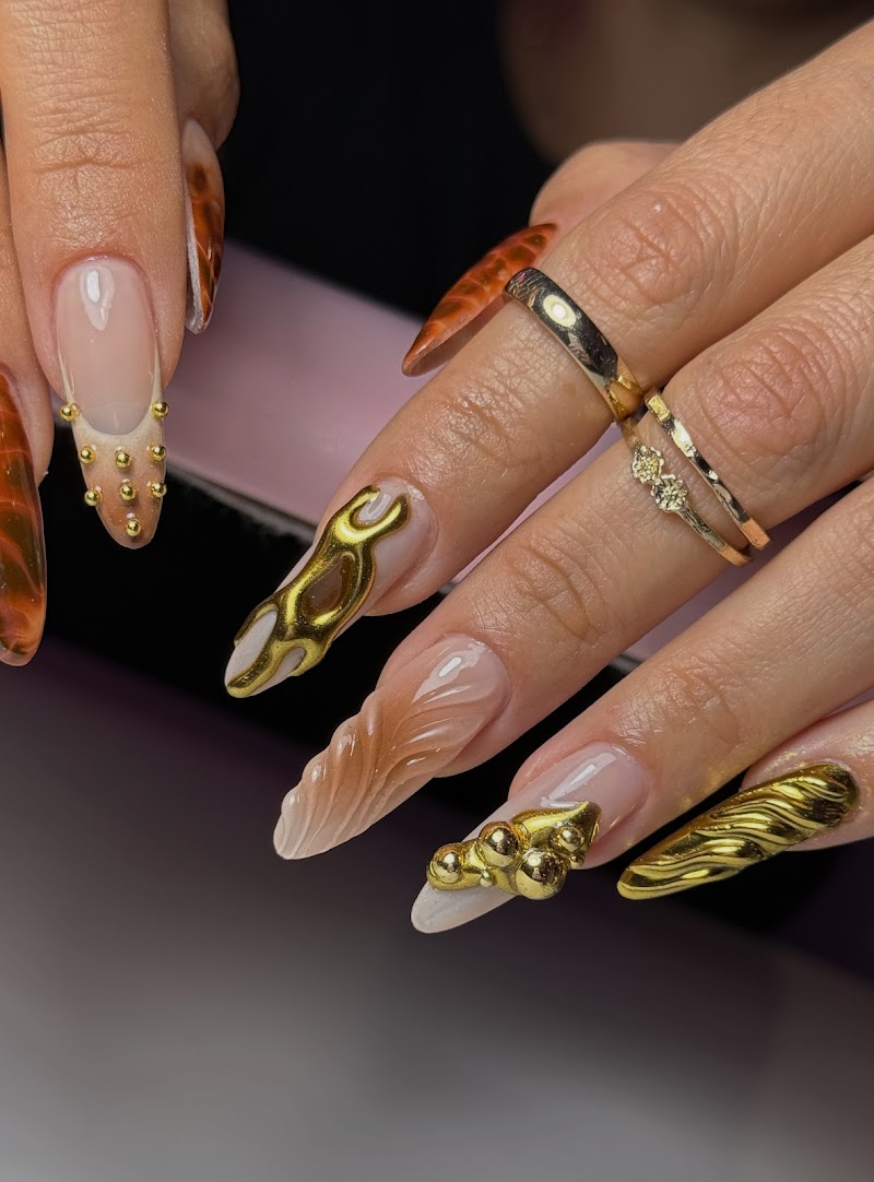 Wedding Nails nail design by nailsbyxvp31 in Miami