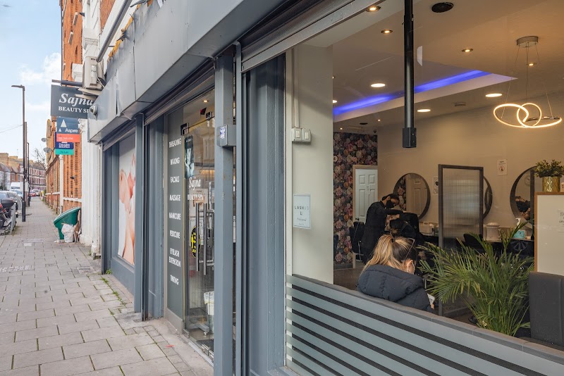 Nail Salon at Sajna Beauty in London