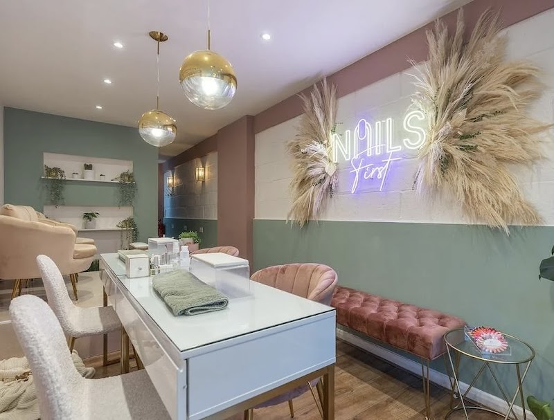 Marble Nails nail design by Nails First