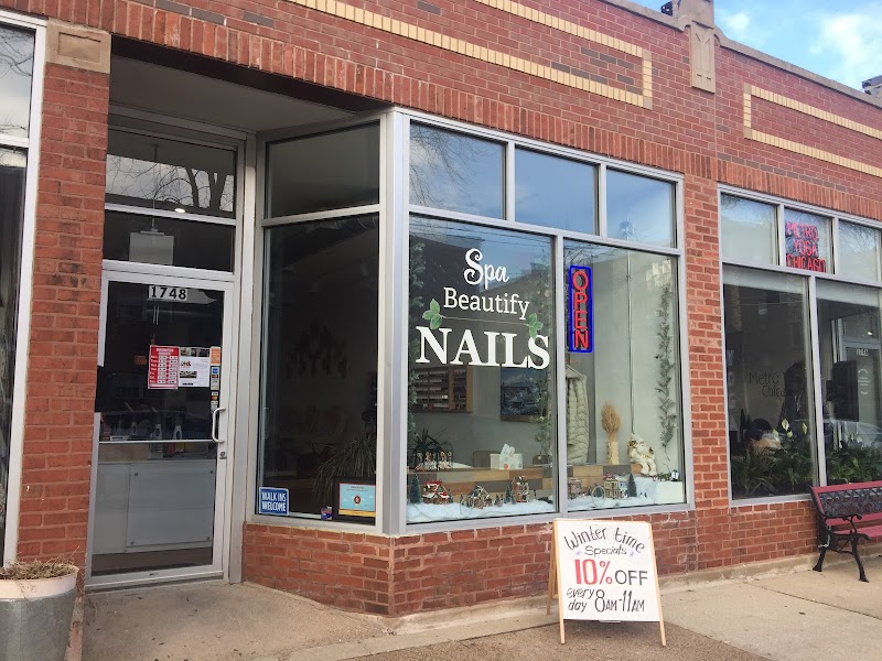 Nail Salon at SPA Beautify Nail Salon in Chicago