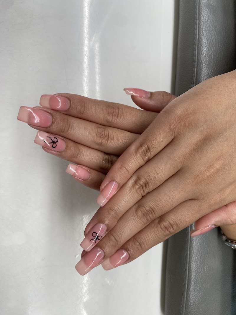 Nail Art at H & D Nail SPA Salon in Chicago