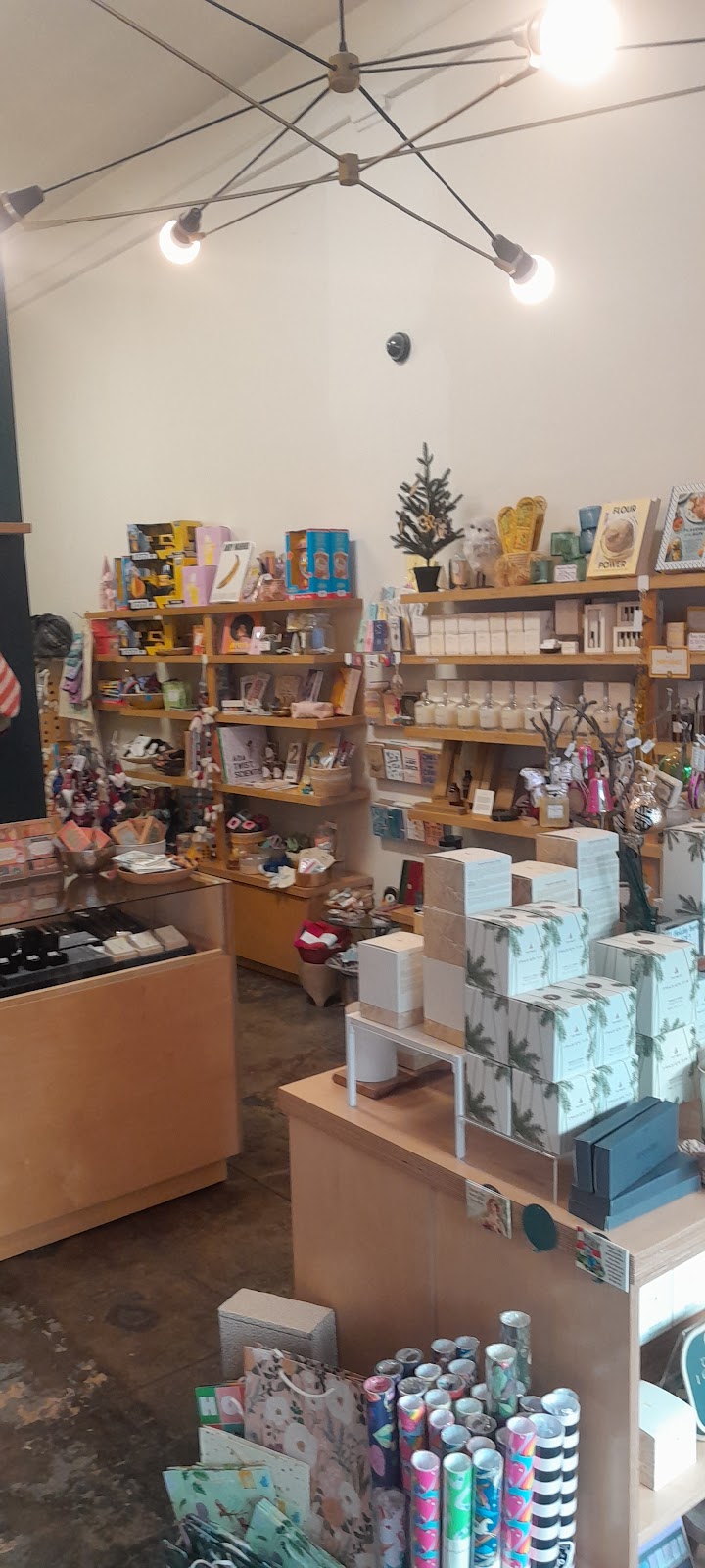 Nail Salon at Stark Waxing Studio in Los Angeles