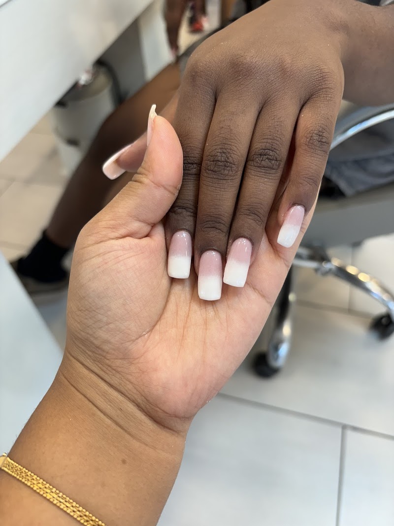 Nail Salon at Lilac Nail & SPA in New York