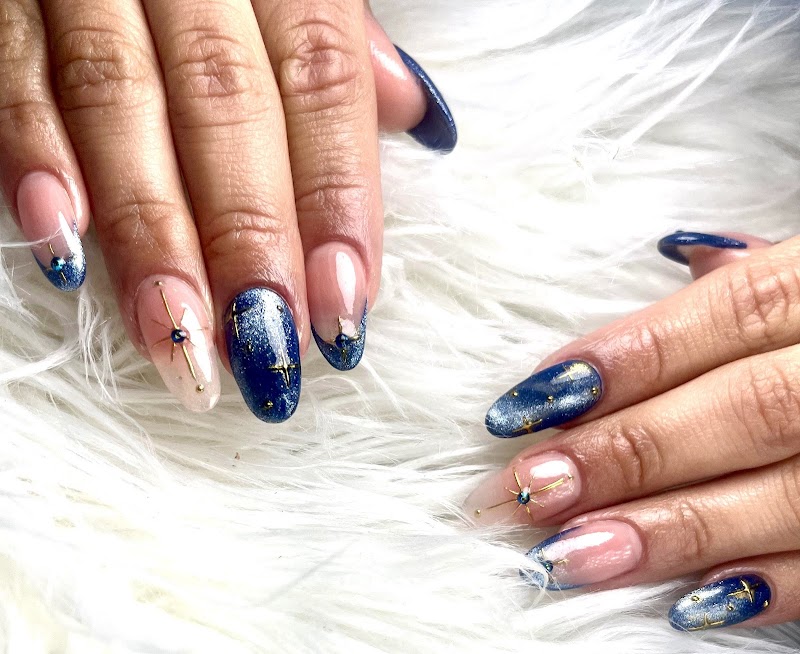 Nail Art at Teotzin Nails in New York