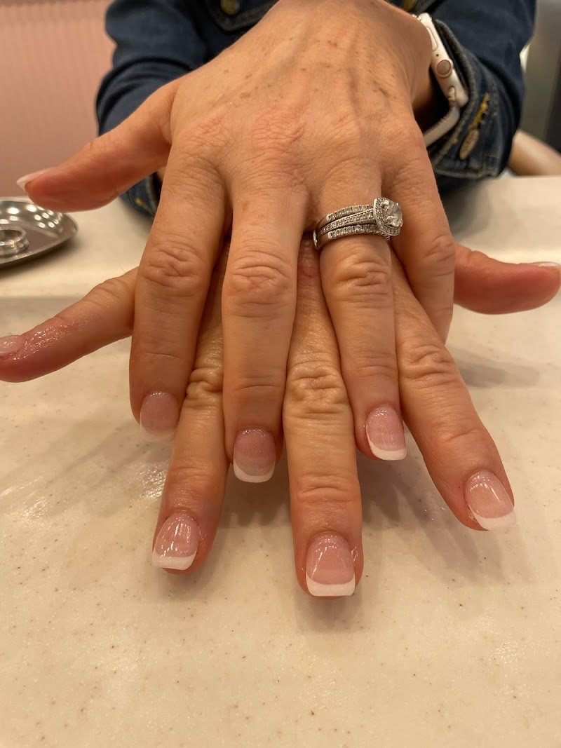 Nail Salon at Meet Me Nail Salon in New York