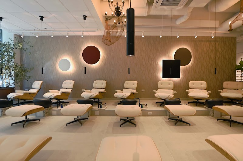 Nail Salon at Chloé Chen SPA in Chicago