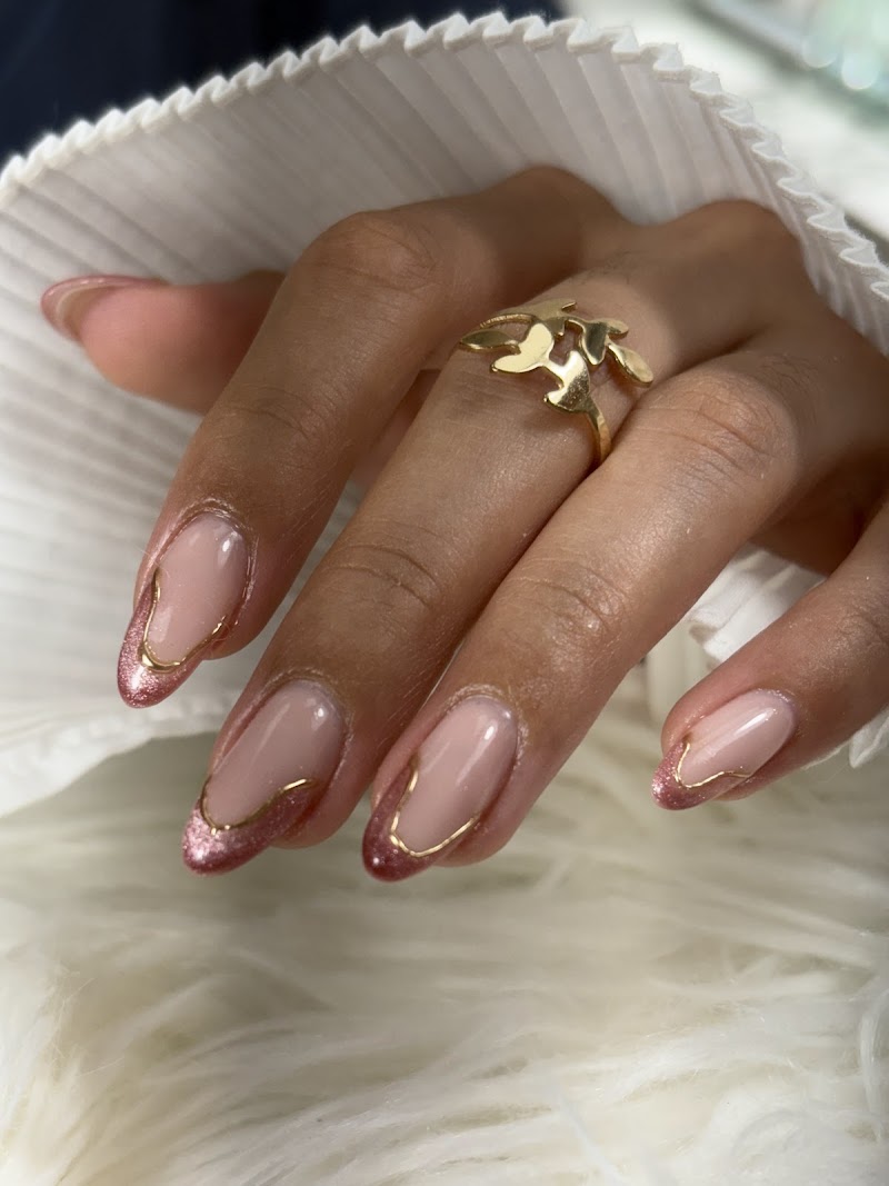 French Tip Nails nail design by Nails Del Rosario