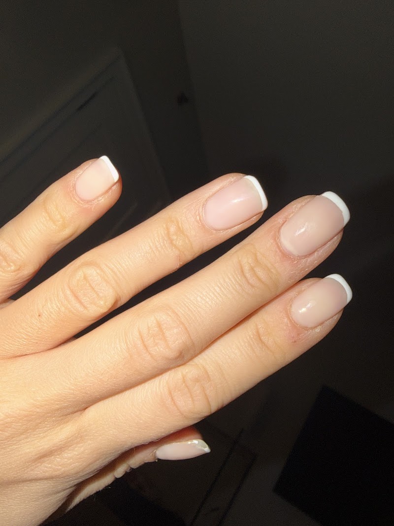 French Tips at Sundays Nontoxic Nail Studio Soho in New York