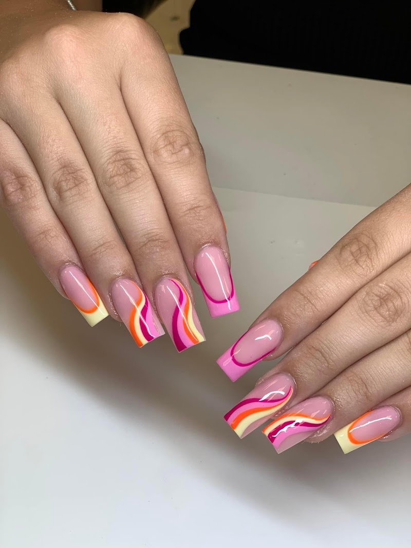 Nail Art at Lady Luxe Mobile Beauty | Mayfair, London in London
