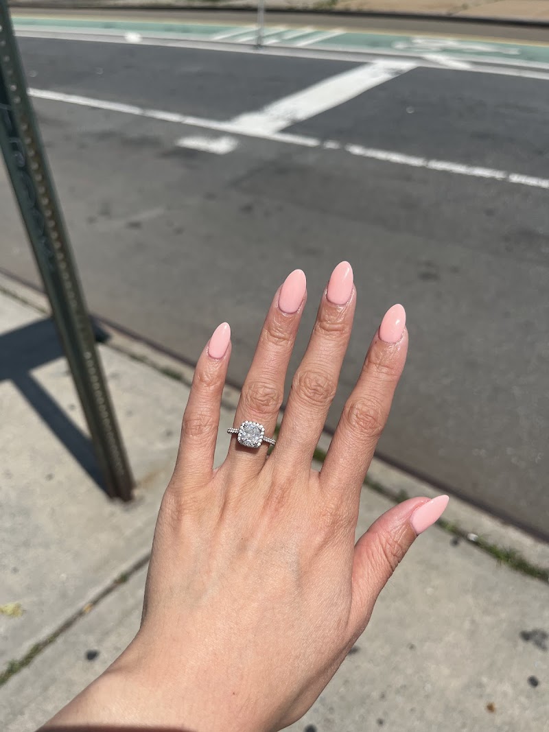 BIAB nail design by FRESH NAIL & SPA in New York