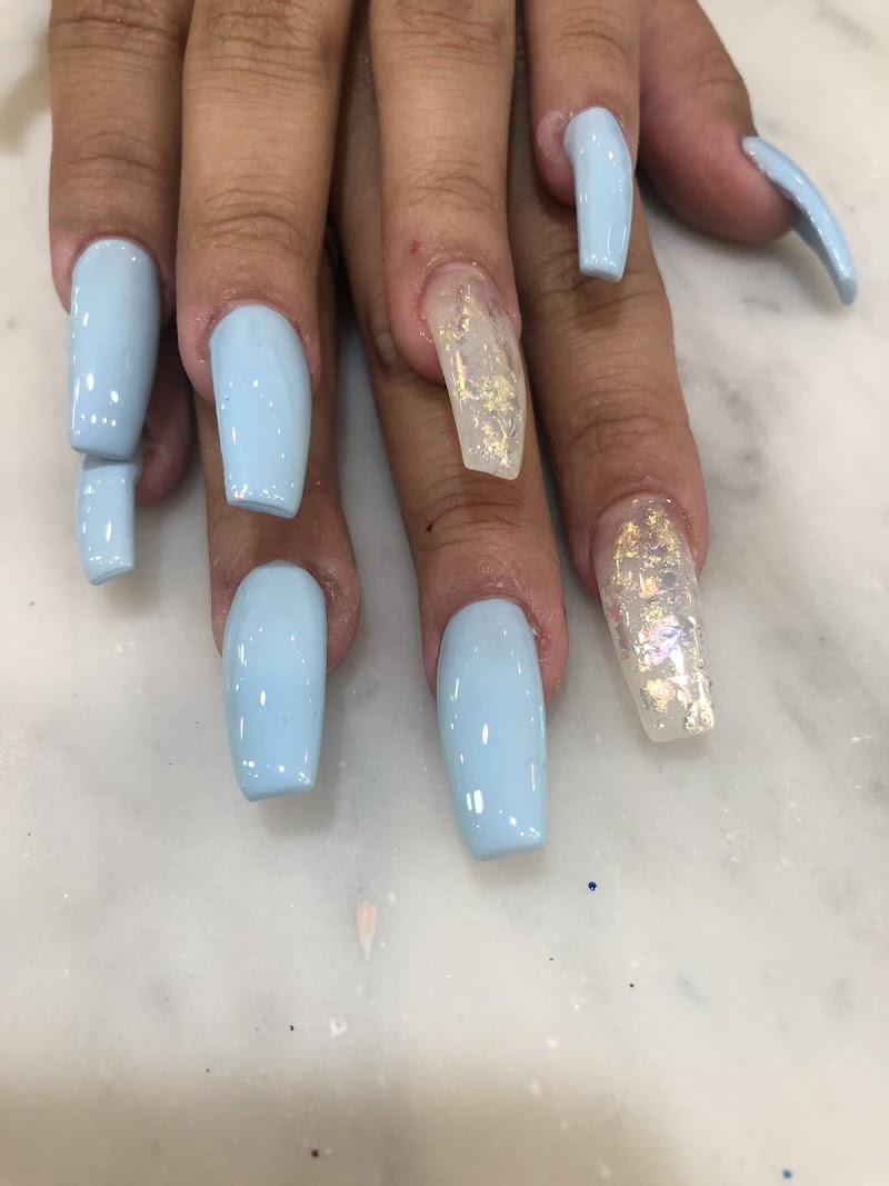 Coffin Shape at B&i Richmond Nails in New York