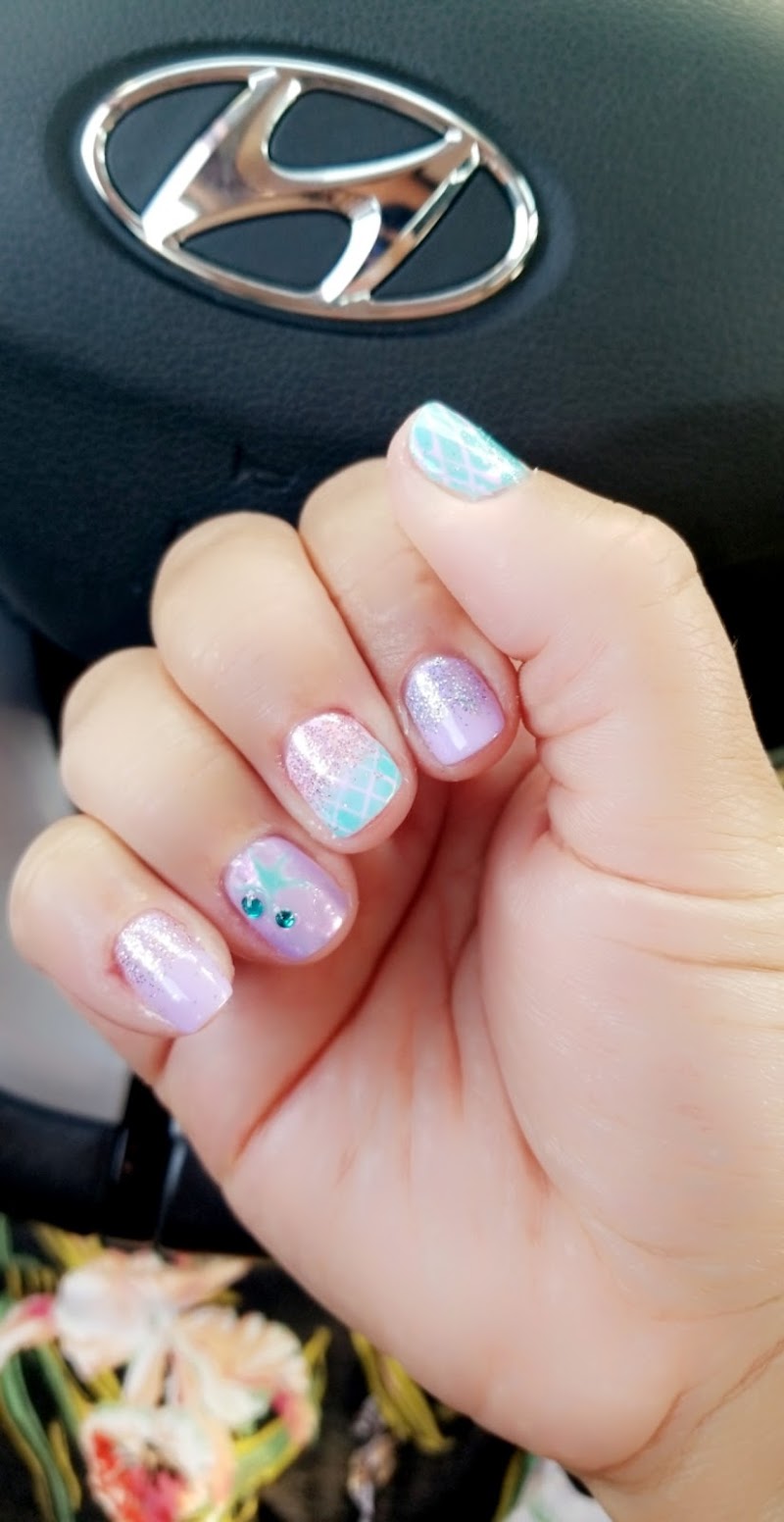 Spring Nails nail design by Mai Nail Bar in Los Angeles
