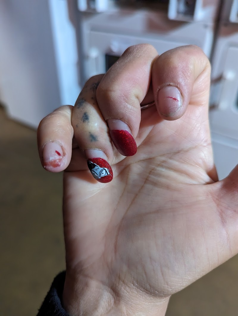 Fall Nails nail design by Lynn's Nail Lounge in Los Angeles