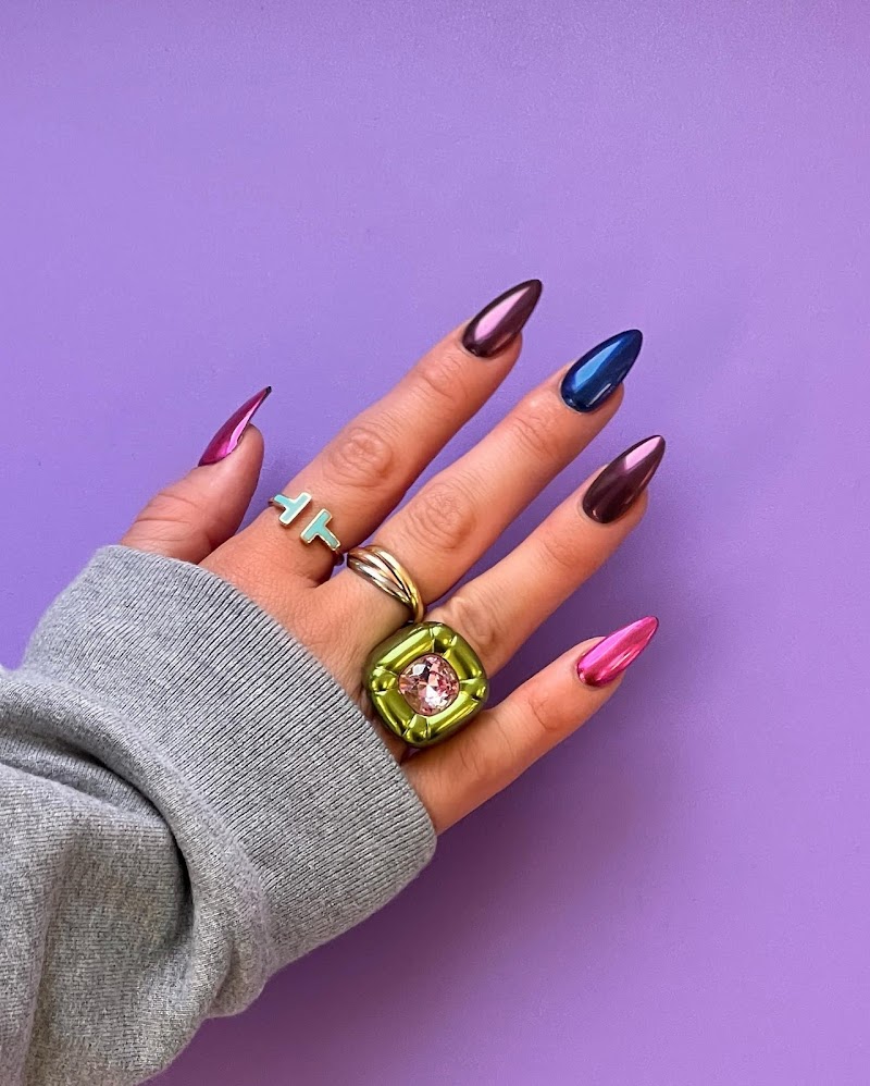 Chrome Nails nail design by Fulham Nails