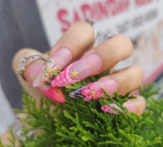3D Nails nail design by Sadinday Nail Spa in New York