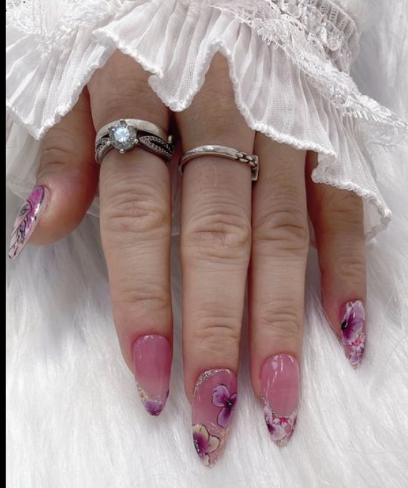 3D Nails nail design by Sadinday Nail Spa in New York