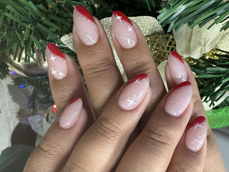 Nail Art at Four Seasons Nail SPA in New York