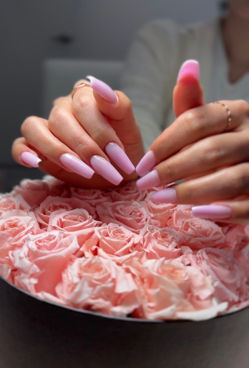 Spring Nails nail design by DeLoor Nails Manhattan in New York