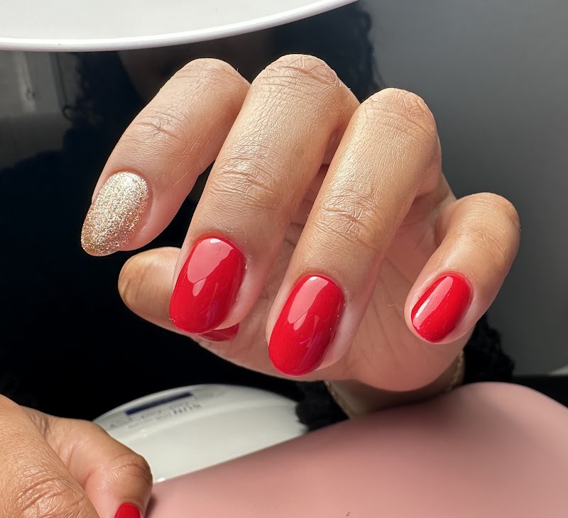 Spring Nails nail design by DeLoor Nails Manhattan in New York