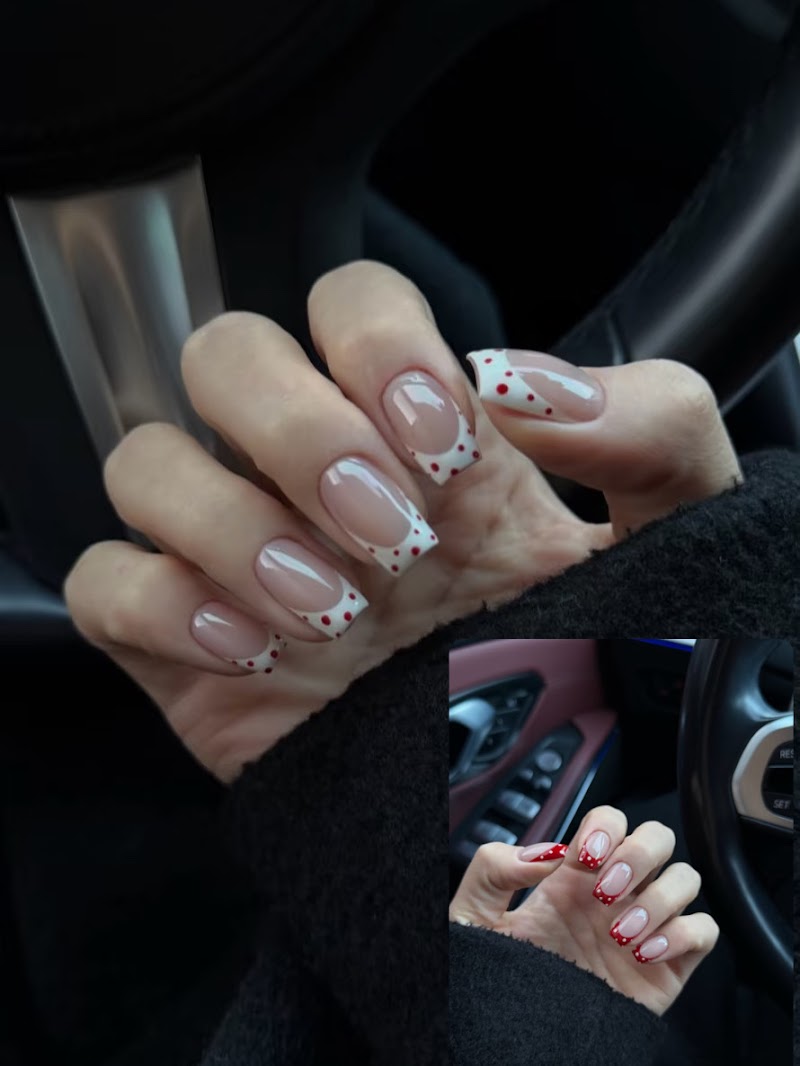 Christmas Nails nail design by Color city nails in New York