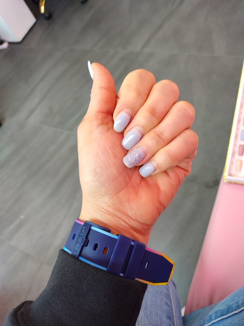 French Tips at Le Beauty Studio in New York