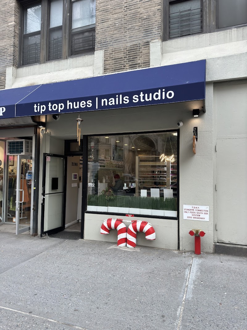 Coastal Nails nail design by Tip Top Hues in New York