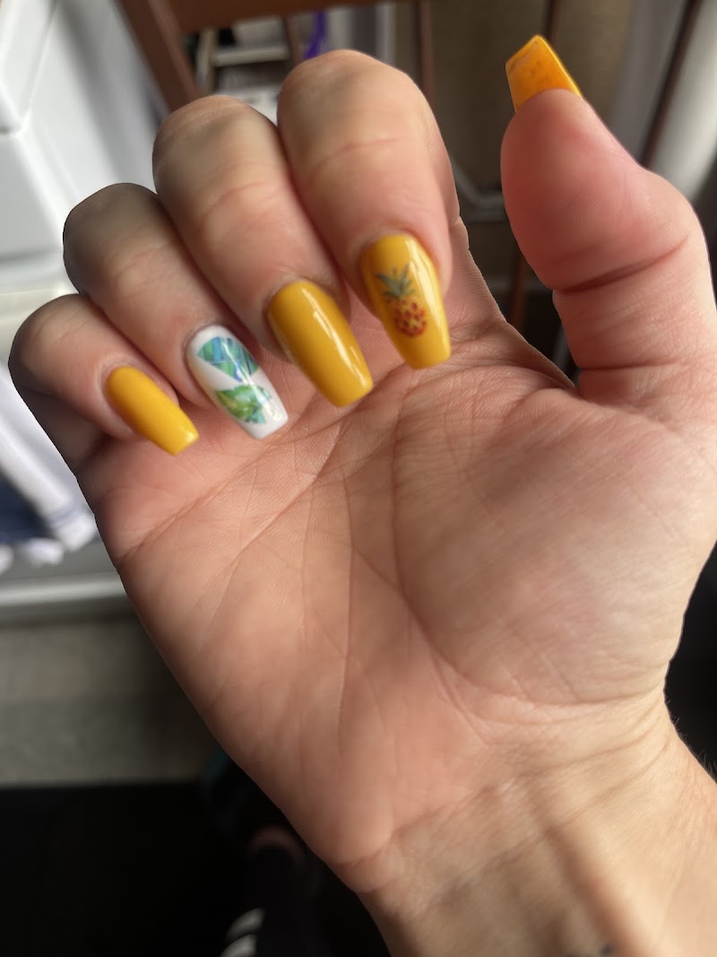 Ombré at Nail Ha'ven in New York