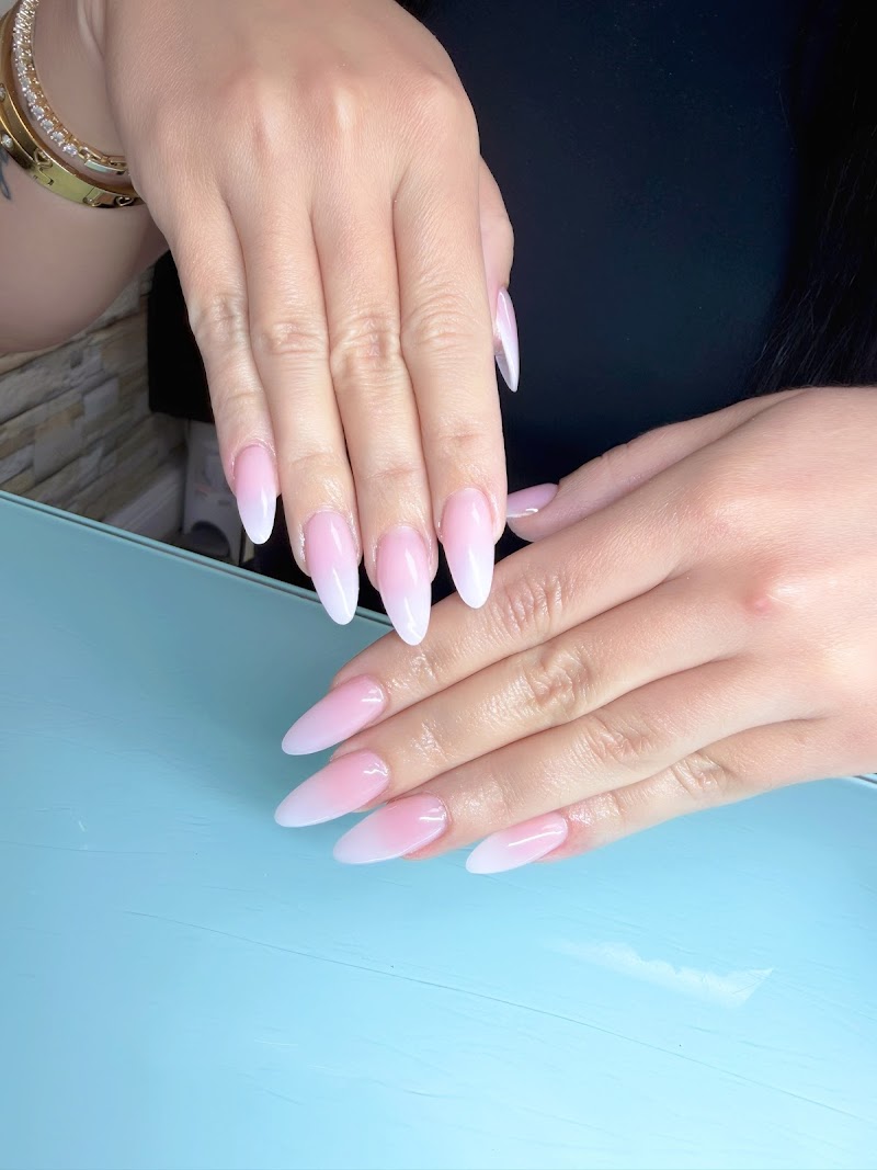 Ombre Nails nail design by Yary’s Nails in Miami
