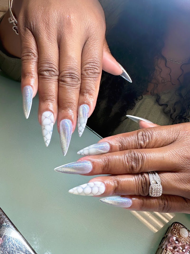 Ombre Nails nail design by Yary’s Nails in Miami