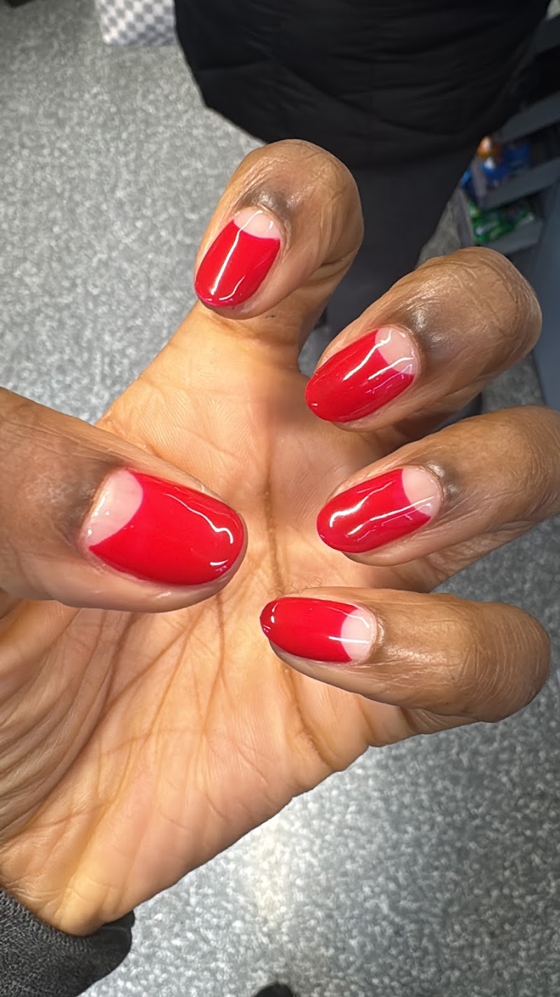 Summer Nails nail design by The Nail Room & Co in London