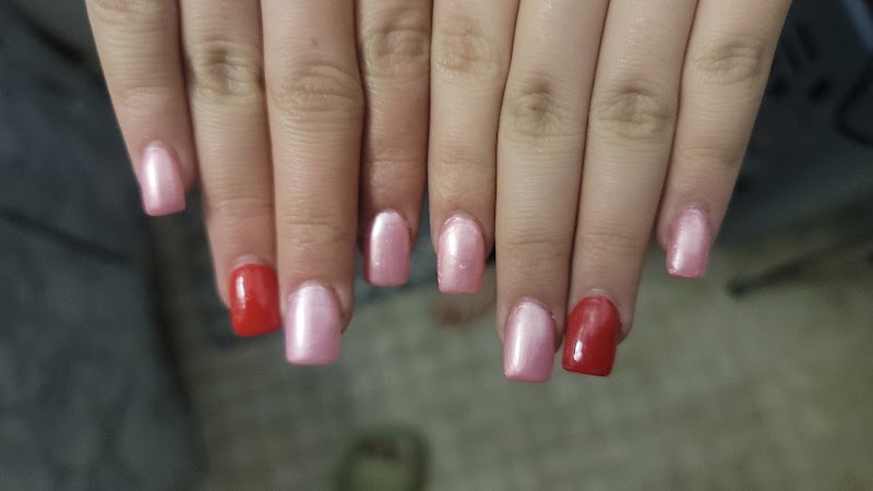 Ombré at Glitter Nails in New York