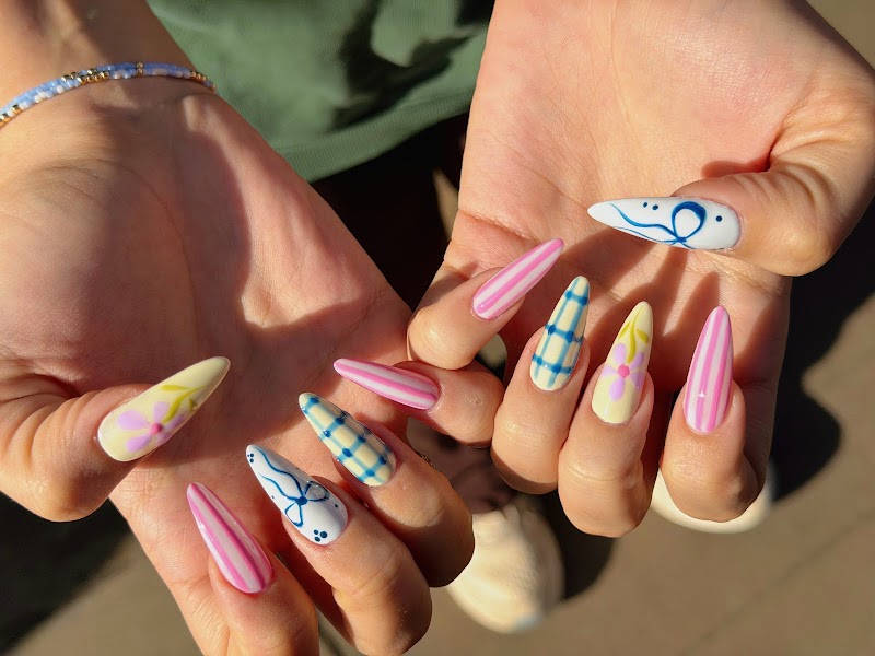 Y2K Nails nail design by N’DAO Shoreditch in London