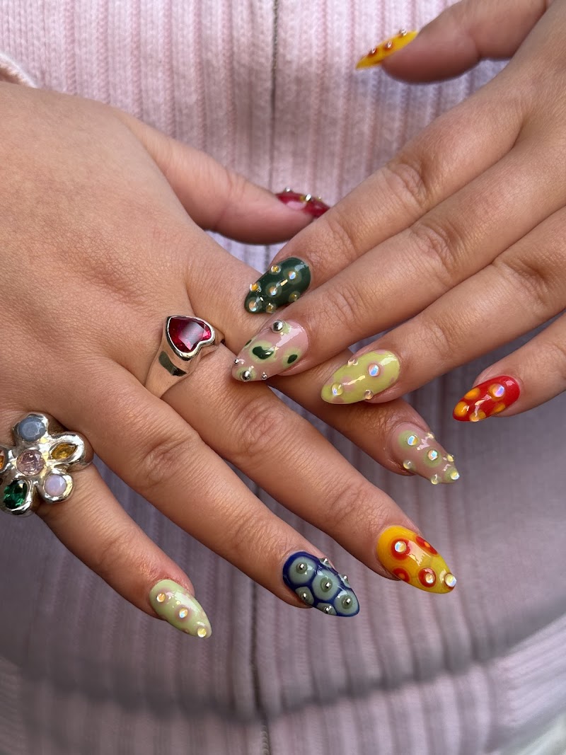 Y2K Nails nail design by N’DAO Shoreditch in London