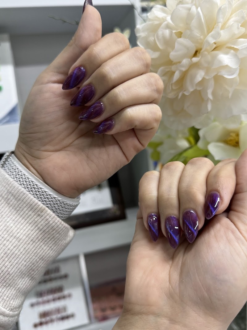 Winter Nails nail design by Nail XPress Salon-Best Nail Salon in Chelsea, Alabama in London