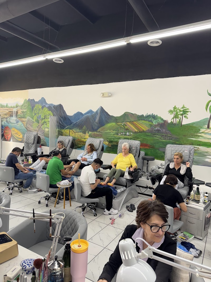 Winter Nails nail design by Nail XPress Salon-Best Nail Salon in Chelsea, Alabama in London