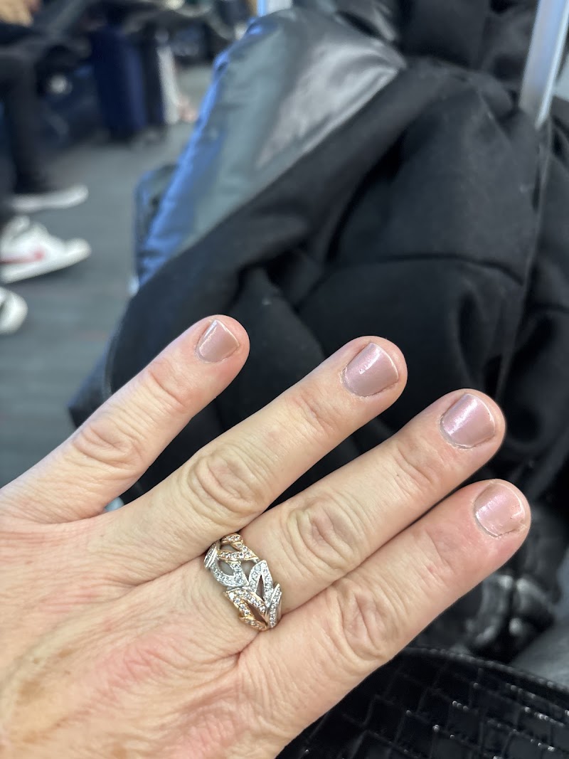 Nail Palette - Nail Salon in Chicago