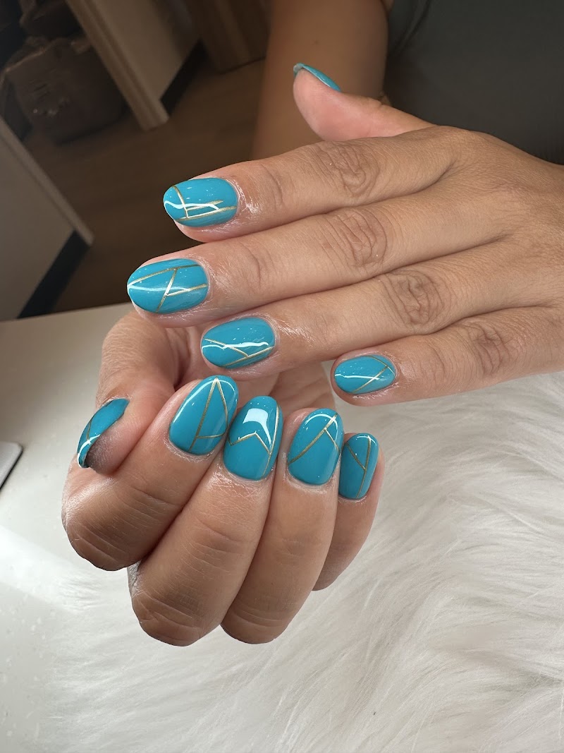 BeauVie Nail Studio — nail salon in Chicago