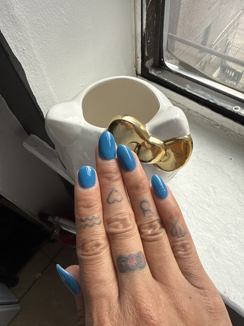 Coastal Nails nail design by Pixie Nails & Spa in New York