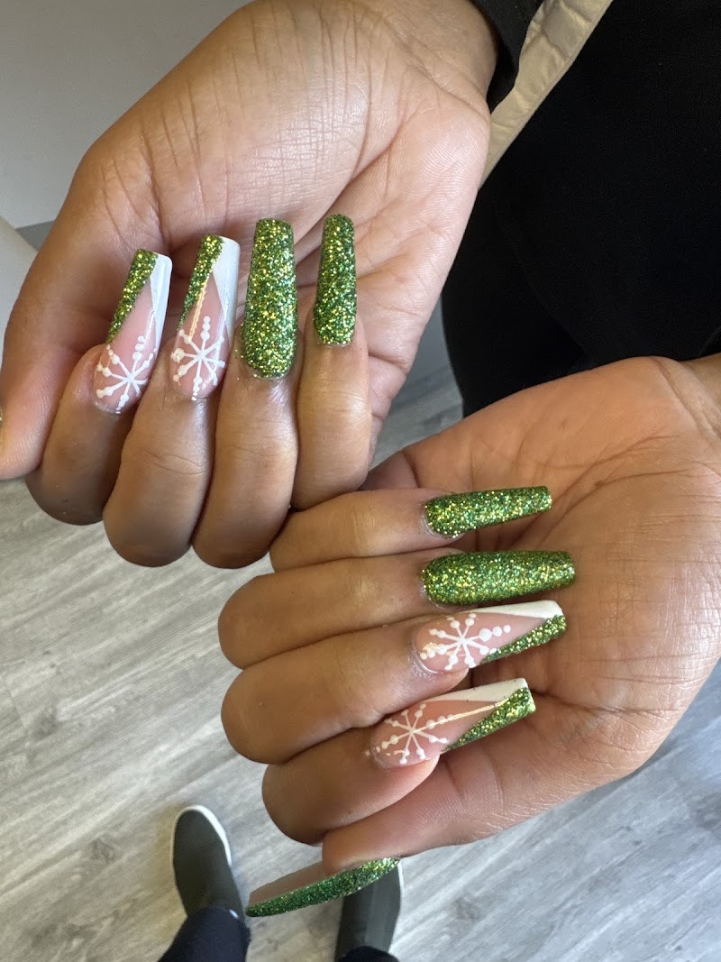 Coffin Nails nail design by Mimi's Nails & Spa in Los Angeles