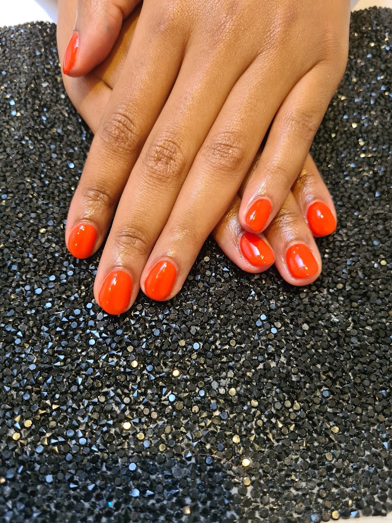 BIAB nail design by DaB Hair and Beauty room in London