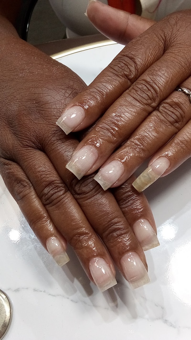 Glitter Nails nail design by Phancy Nails and Spa in Los Angeles