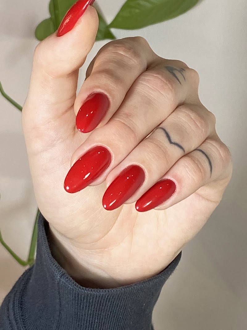 Marble Nails nail design by Cherry Blossom Beauty Salon Shoreditch