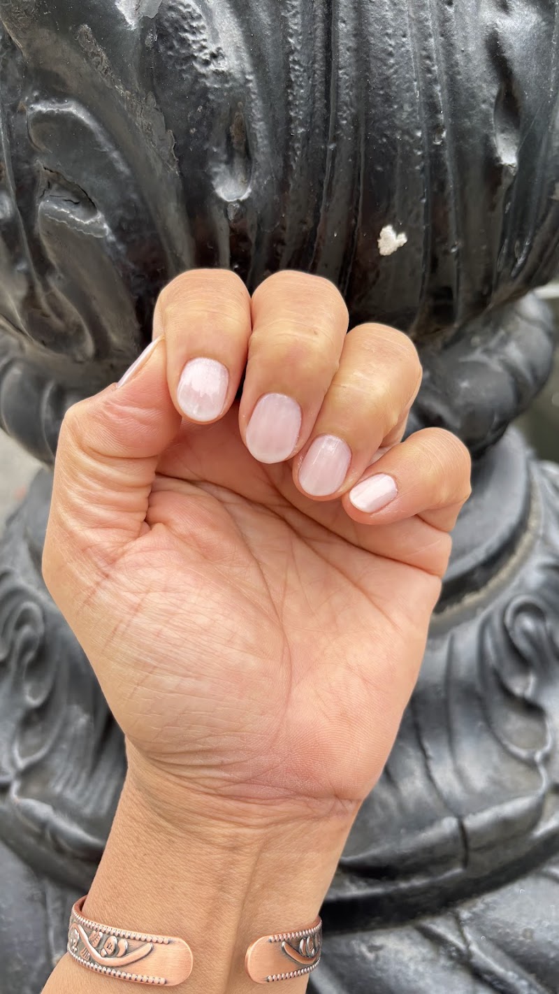 Nude Nails nail design by Best Friends Nail Salon