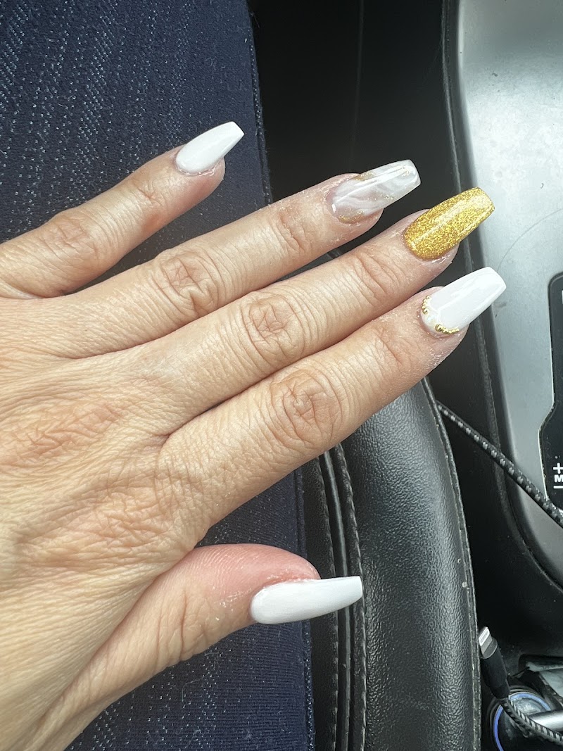 French Tips at Tip Nails Salon Co in Chicago
