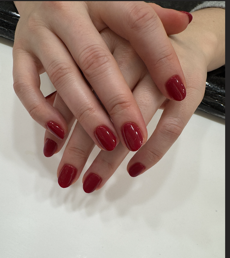 Oval at Sogo Nails III in New York